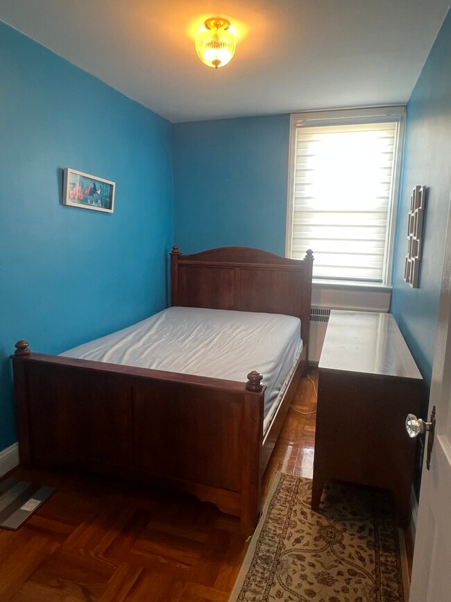 Photo - 3339 Oakmont St