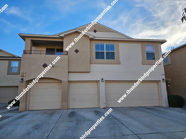 Available NOW located in a Gated community!!! - Available NOW located in a Gated community!!! House