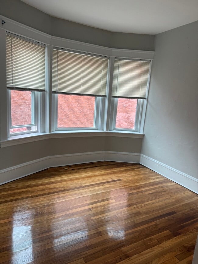 Photo - 110 High St Unidad 307