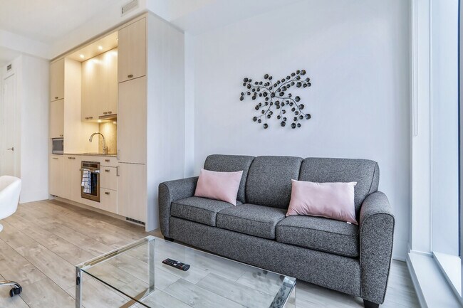 Photo - 470 Front St W Unit ID1286443P