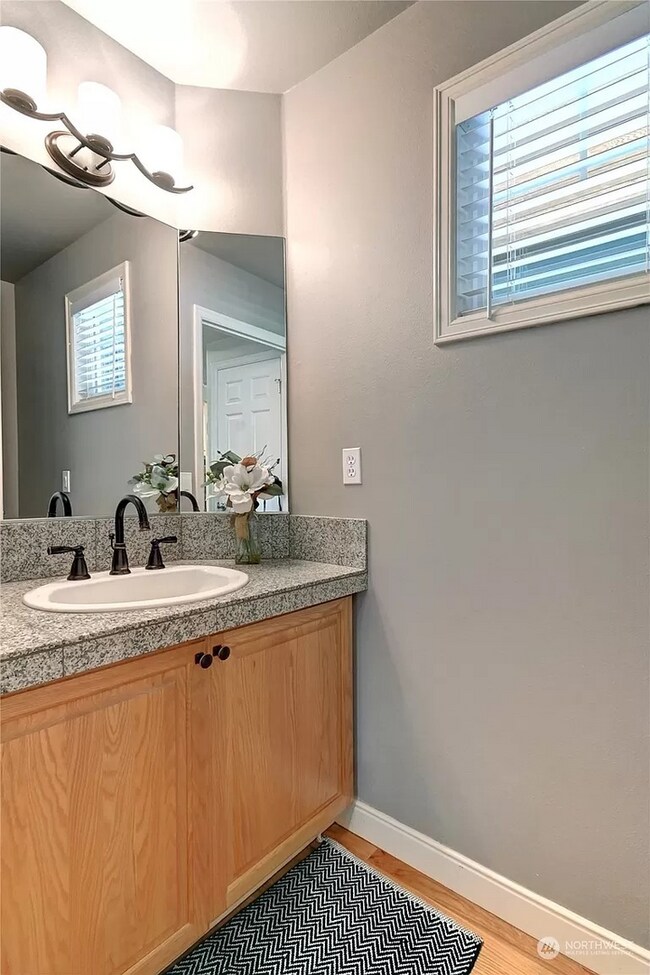 Photo - 5 bedroom 4 bath 4024 sq ft house on large...