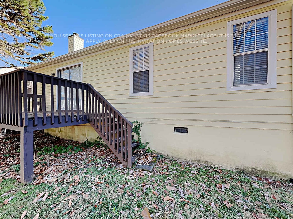 Photo - 6015 Running Deer Rd