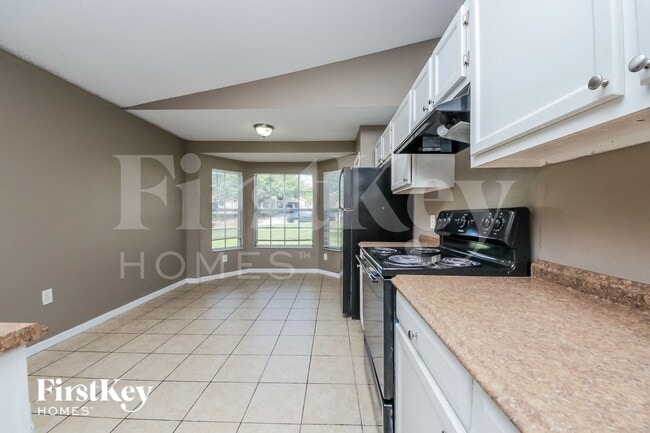 Photo - 7560 Groveoak Dr