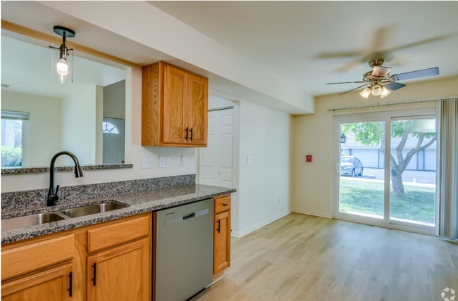 Photo - 14755 W Hidden Creek Ct Unidad 4-14796