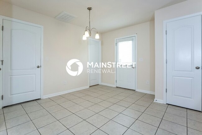 3 Bedroom Pet-Friendly Home in Columbia, TN with Main Street Renewal