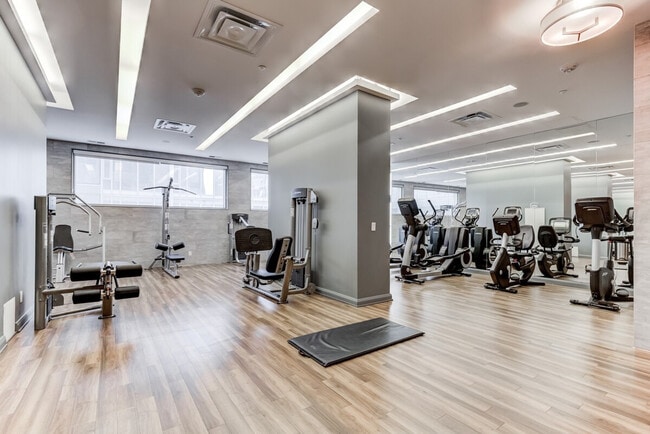 Photo - 116 Yorkville Ave Unité SI ID1494686P