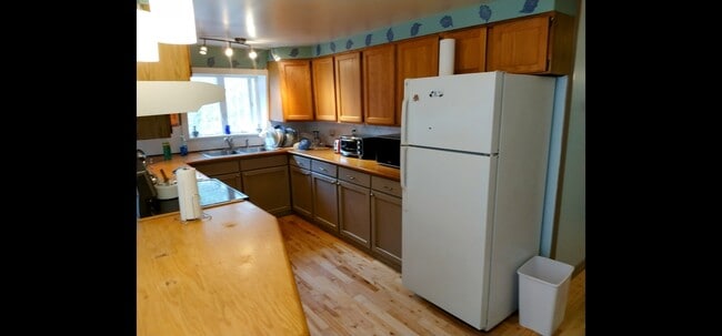 Photo - 10 Loon Holw Unit 2 Bedroom Nest Apartment