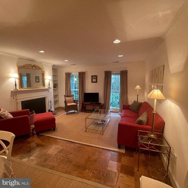 Photo - Wesley Heights Beautiful Fully Furnished 2 Bed, Two and a Half Bath