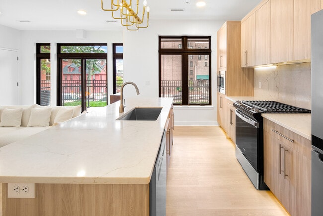 Photo - 17 Planet St