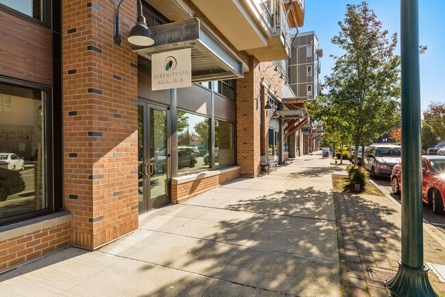 Latitude 47