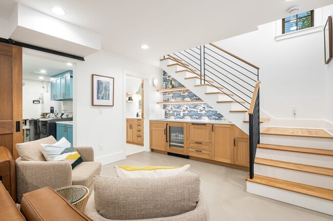 Photo - 2457 4th Ave W Unidad SI ID1035899P