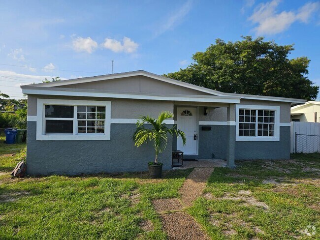Building Photo - 2571 NW 18th Ct Rental