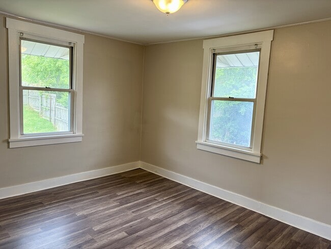 Photo - 2807 Homehurst Ave