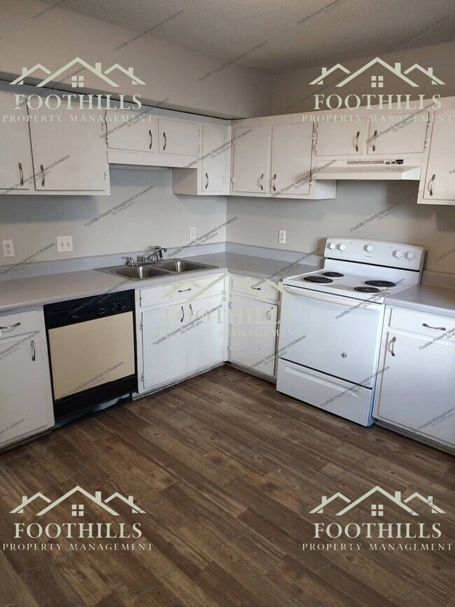 Photo - 108 Woodland Dr Unit D