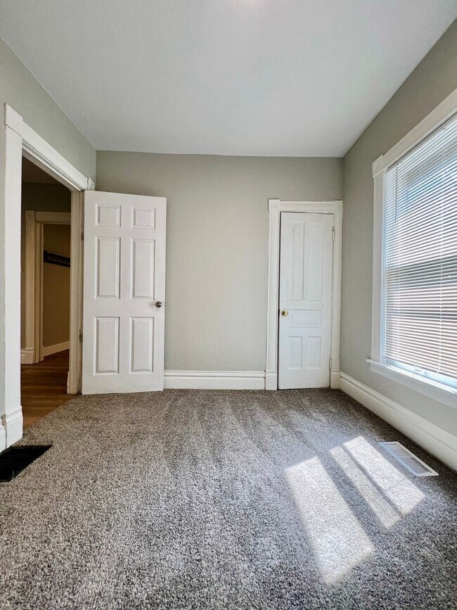 Photo - 707 McCourtie St Unit #1