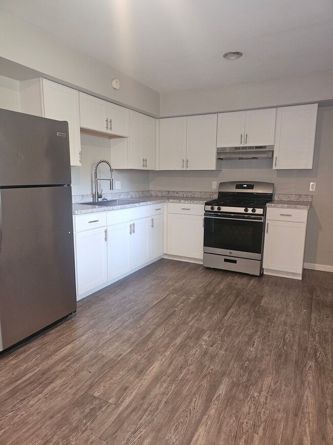 Photo - 1411 Bridge Ave Unit 1411 Apt 1