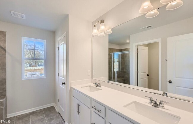 Photo - 3BR/2.5BA Home with Loft and 2-Car Garage
