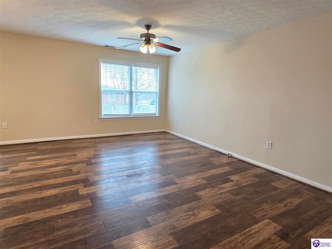 Photo - 104 Dante Ct