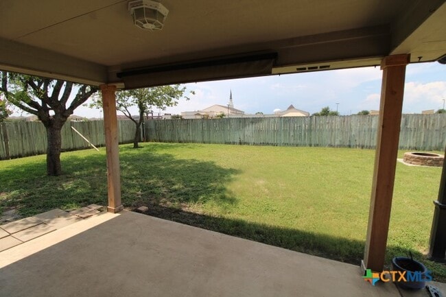 Photo - 3303 Solomon Dr