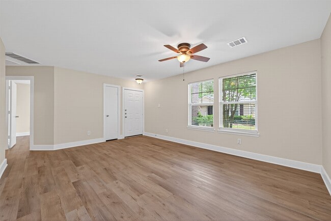 Photo - 21090 Alden's Oak