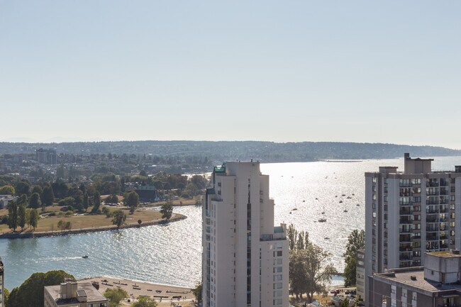 Photo - Hendry House Unit 00803