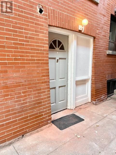 Photo - 545 Palmerston Blvd Unité Bsmt