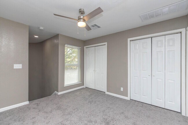 Fountain Lake Apartments