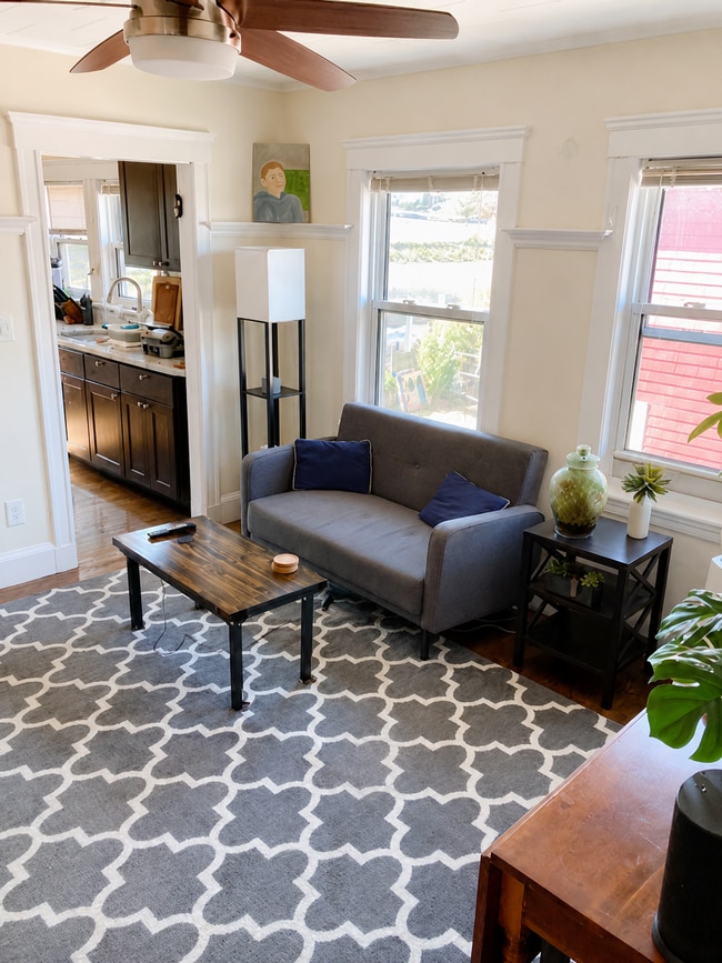 Building Photo - 119 Burget Ave Unit Gorgeous 3 Bedroom Apartment for June 2027!
