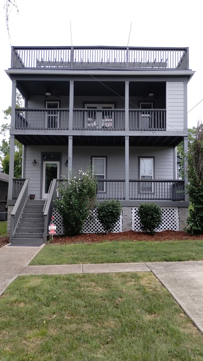 Building Photo - 1110 Argyle Ave Rental