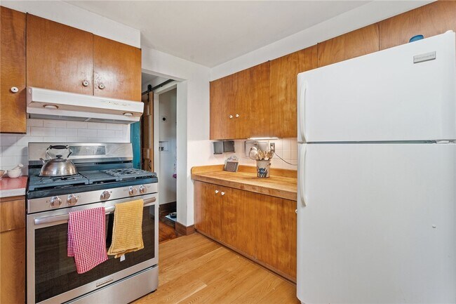 Photo - 3040 Agard Rd