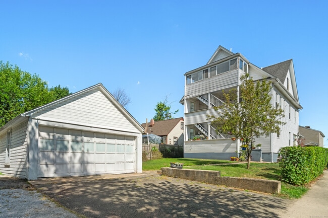 Photo - 318 Suburban Ave