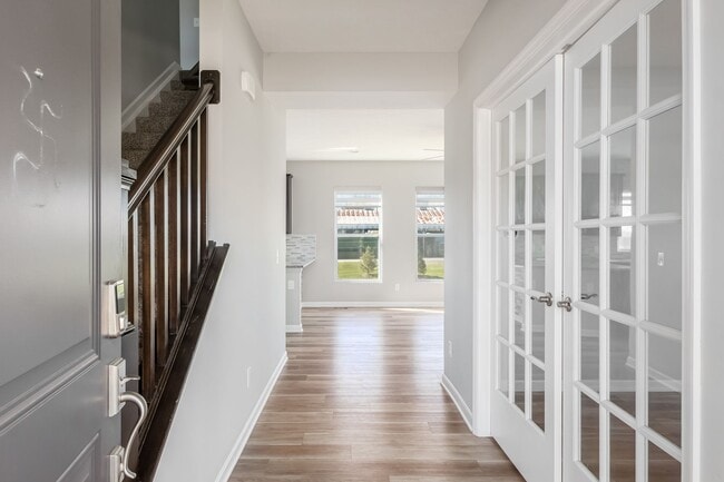 Photo - 6688 Constitution Way