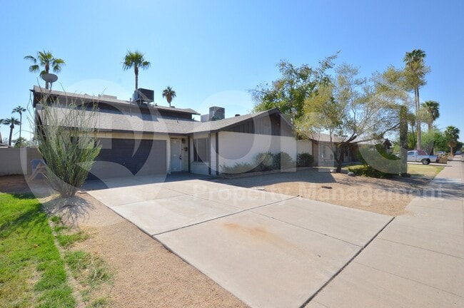 Building Photo - 1623 E Palmcroft Dr Rental
