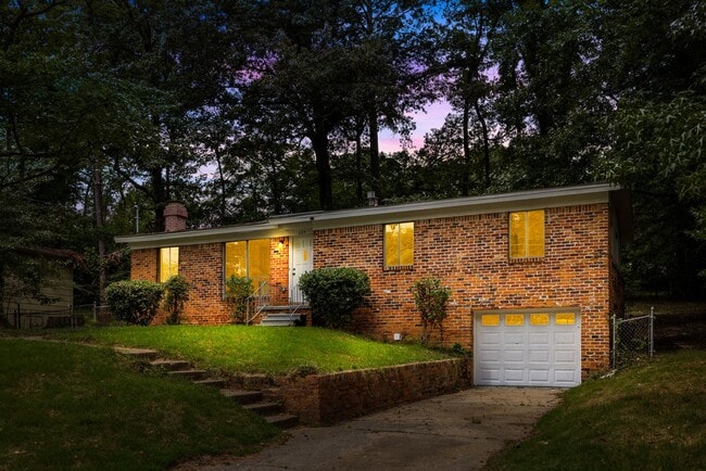 Beautiful Center Point Home - Beautiful Center Point Home