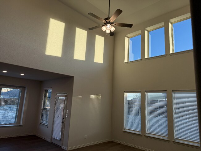 Photo - 1312 Staffords Pt