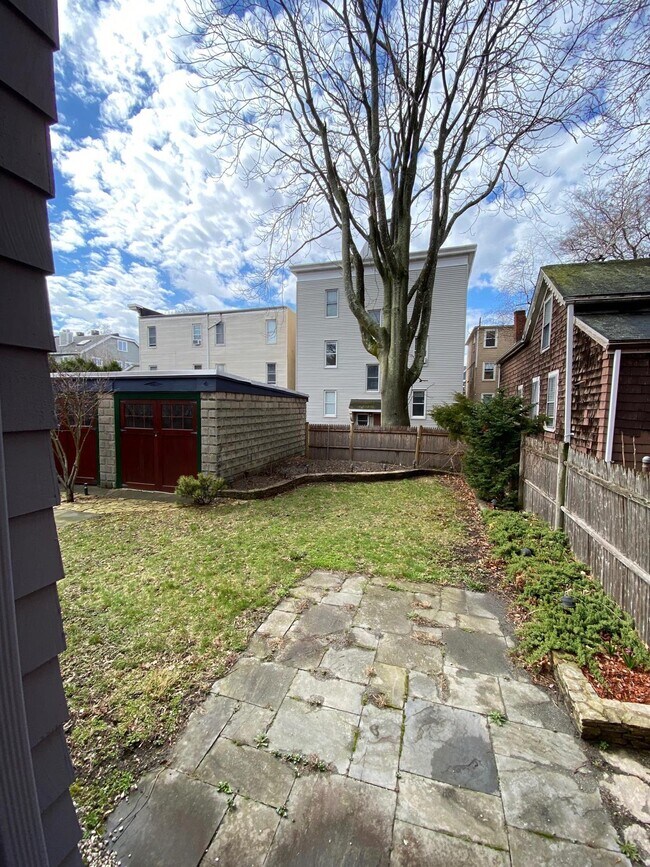 Photo - 24 Watson St