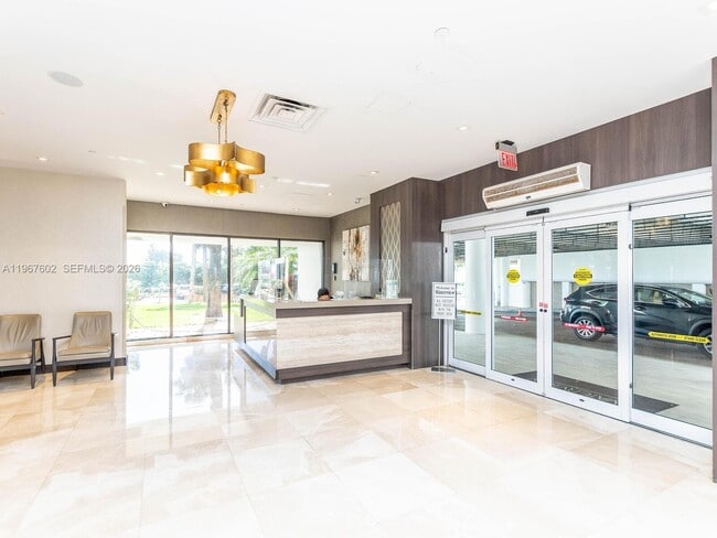 Photo - 20505 E Country Club Dr Unit 634