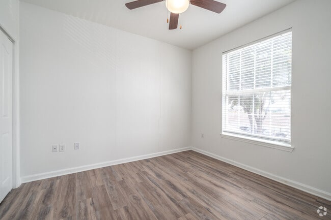 3BR, 2BA - 1,193SF - Second Bedroom
