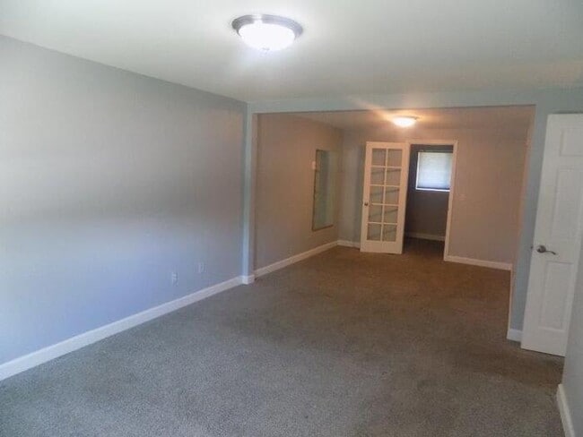 Photo - 2127 Hopkins Dr