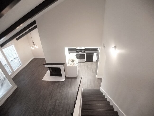 Photo - Stunning All Upgraded 2/2 Condo x Rent @ Winter Park Village next to Full Sail ! Unit 633