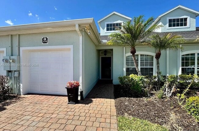 Photo - 3140 Le Conte St