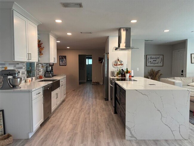 Photo - 4420 Meadow Creek Cir