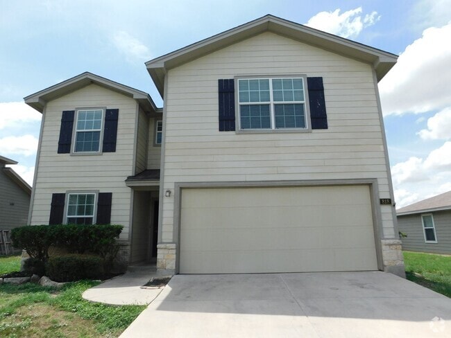 Building Photo - Beautiful, spacious 4 bedroom, 2.5 bath ho... Rental