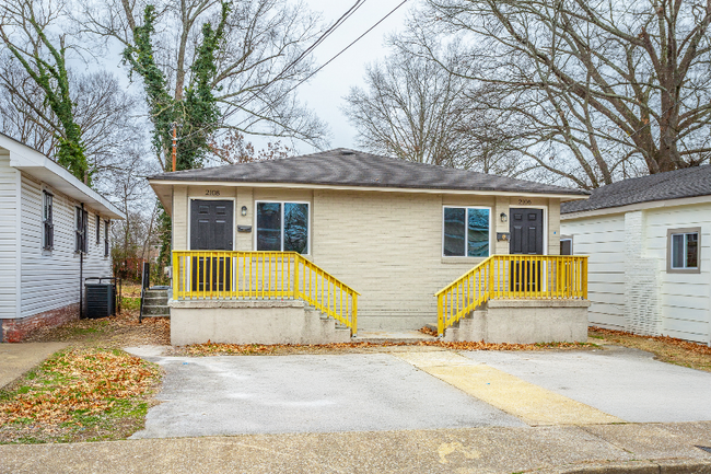 Photo - 2106-2108 Blackford St Apartment Unit 2108 Blackford St