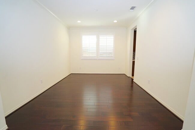 Photo - River Village 4 Bedroom Home in Santa Clar...