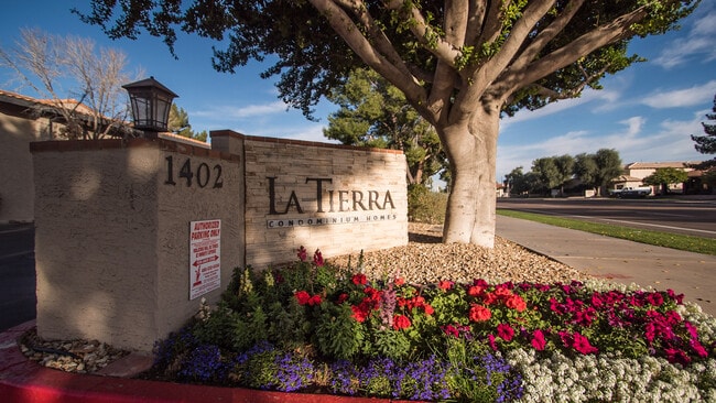 Photo - Bright Upgraded Kitchen in La Tierra 2 Bedroom 2 Bathroom Condo