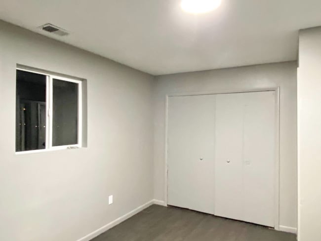 Photo - G3447 Barth St