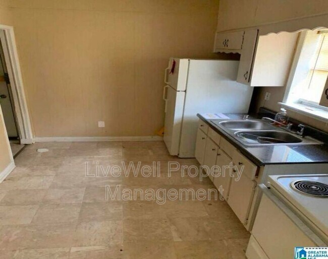 Photo - 5410 Ave D