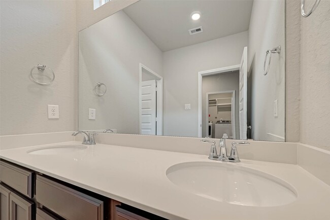 Photo - 1521 Beach Oak Dr