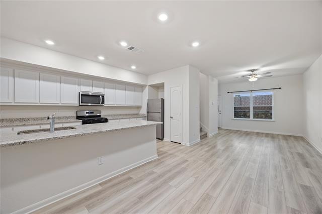 Photo - 308 Marsh Ln
